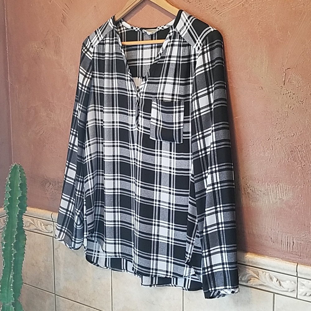 Plaid Long Sleeve Top